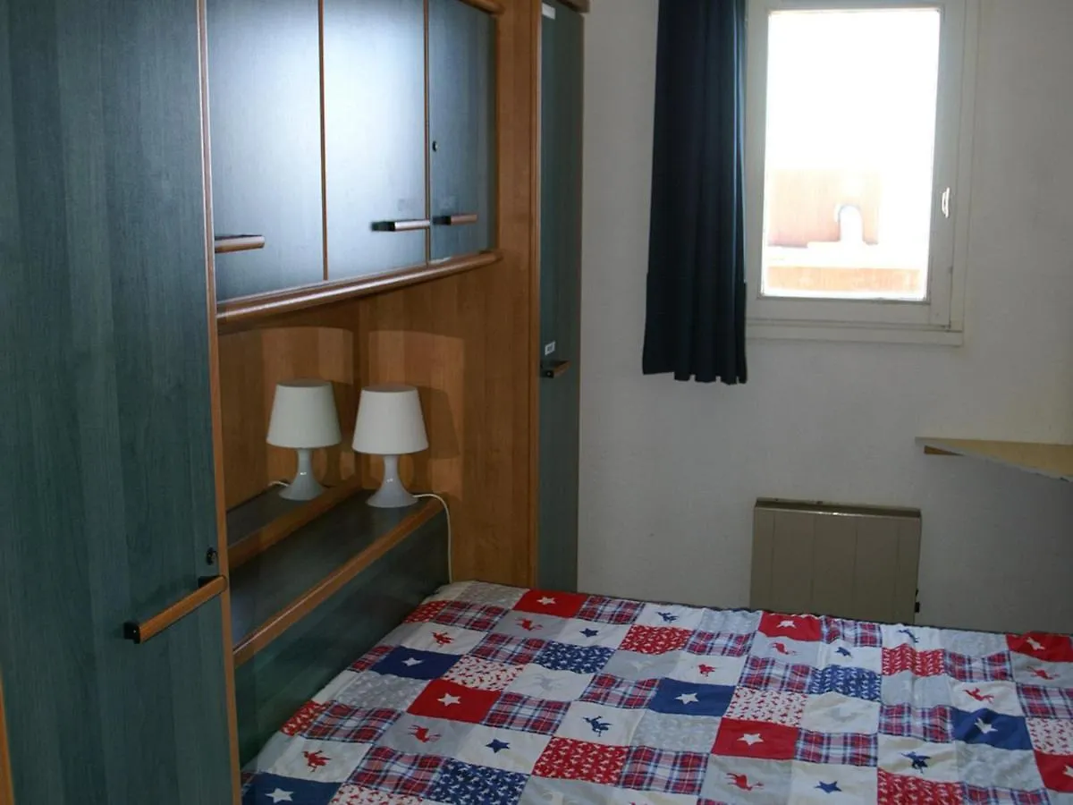 3 Pieces Au Pied Des Pistes Avec Balcon, Cuisine Equipee Et Casier A Skis - Fr-1-557-23 Les Adrets アパート